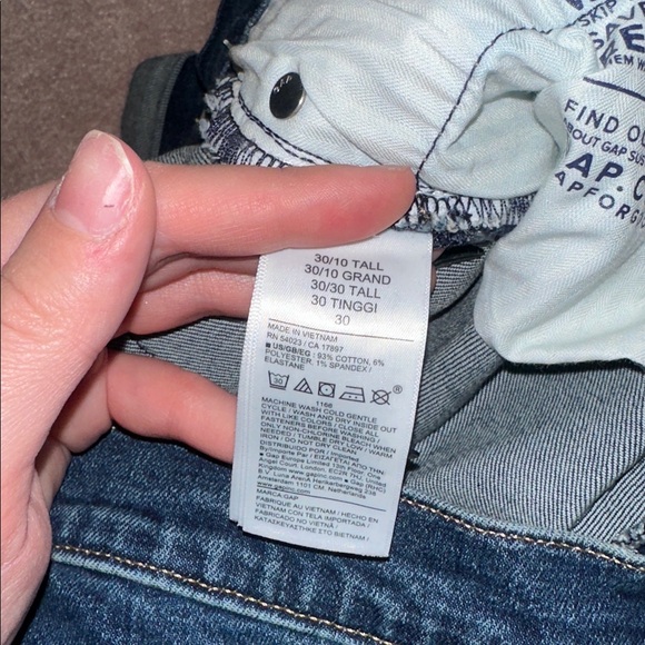 GAP 5” Girlfriend Short Mid Rise Low Stretch Dark Indigo Jean Shorts TALL NWT - Picture 5 of 5